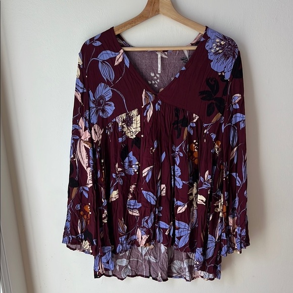 Free People Bella Floral Bell Sleeve Tunic Maroon Print V-Neck Blouse XS - Picture 4 of 10